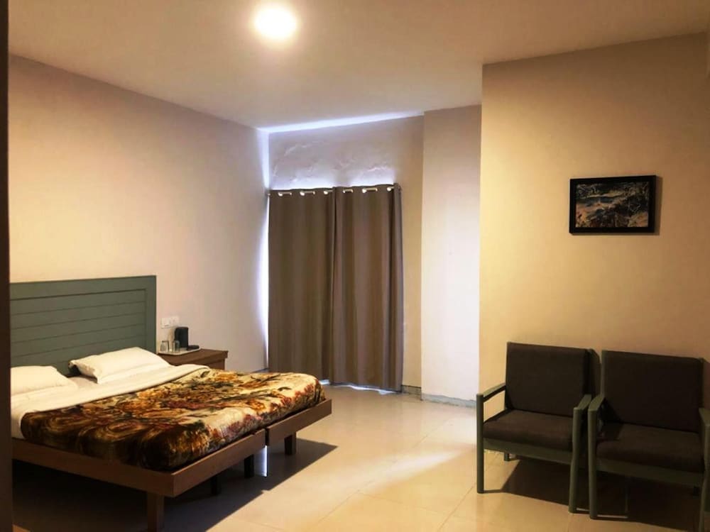 Hotel Preethi Palace 13/34