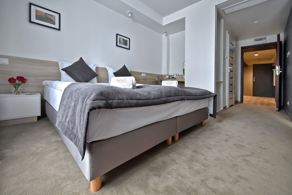 Lubhotel 32/66