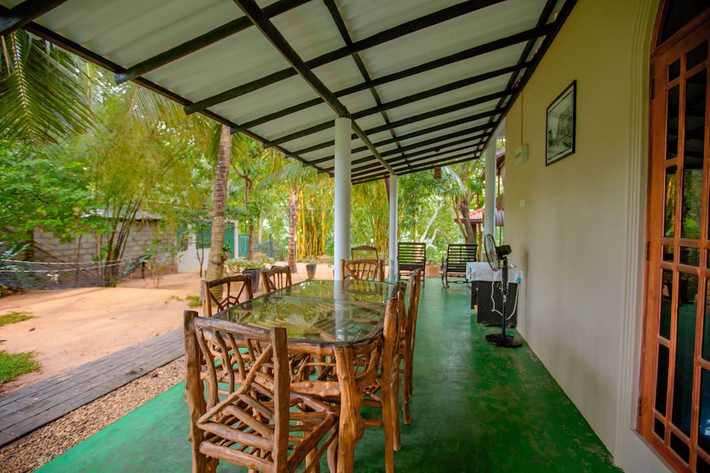 River Face Inn 38/49