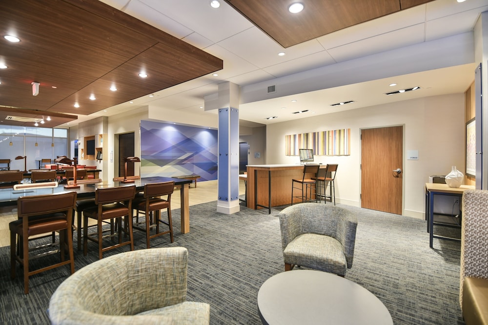 Holiday Inn Express & Suites Lehi Thanksgiving Point 8/58