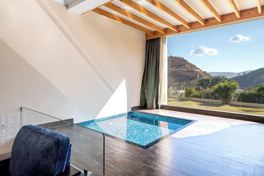 Via Lakhela Resort & Spa 24/50