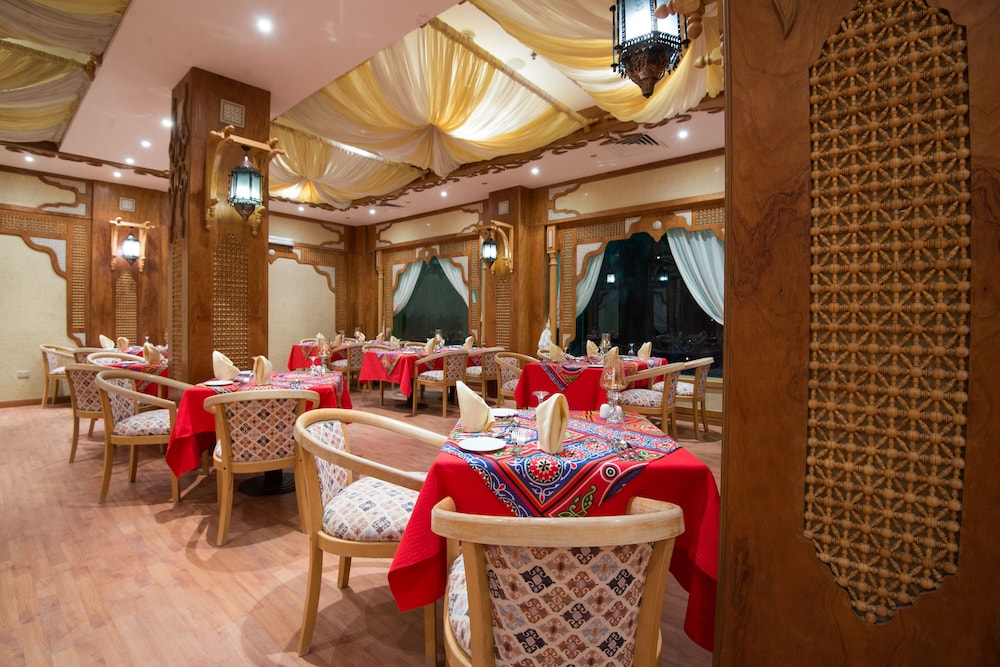 restaurant-cafeteria