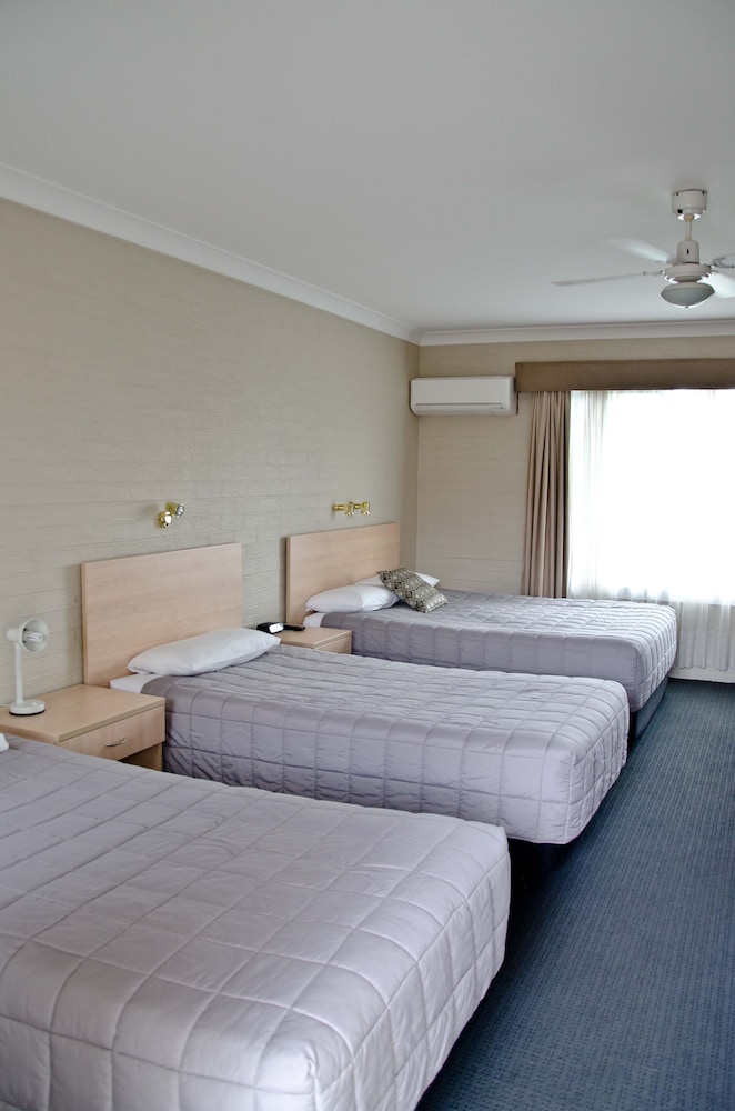 Baybrook Motor Inn & Apartments 15/34