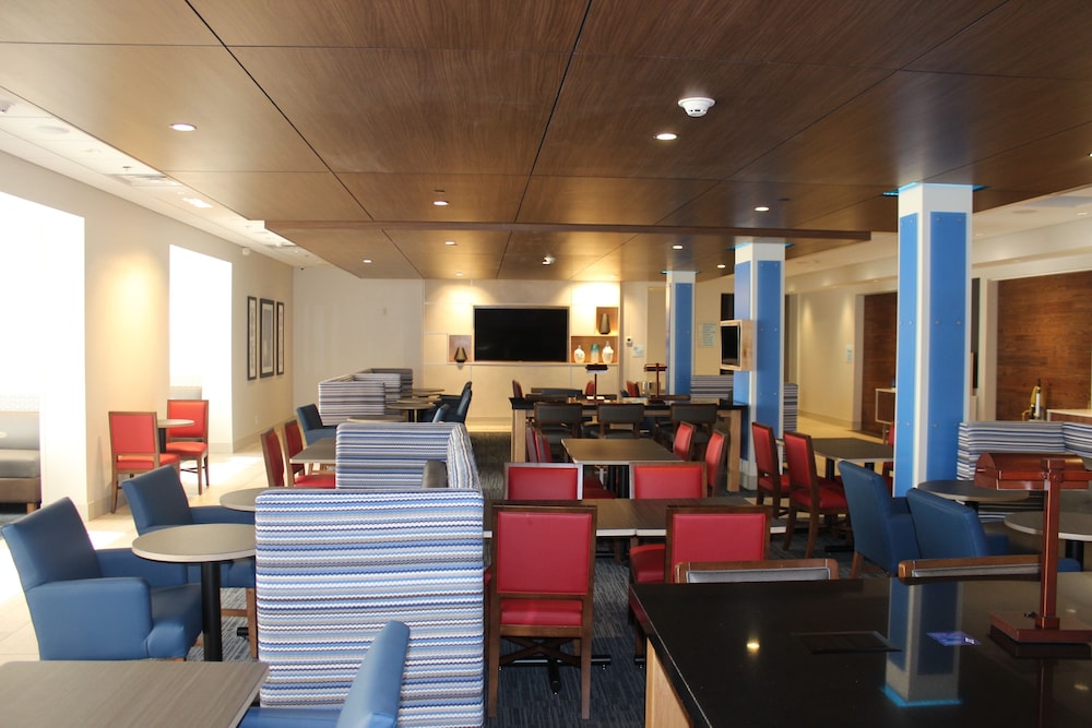 Holiday Inn Express Athens University Area 43/56