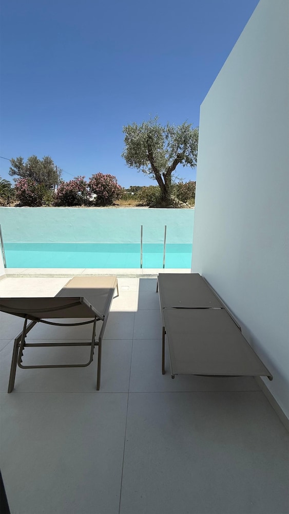 Nikos BnB Rooms 29/50