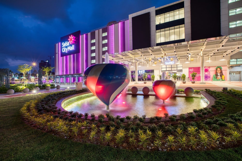 Kota Damansara Boutique Hotel 28/30