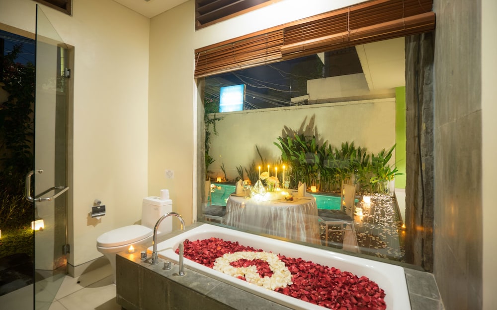 ROYAL SAMAJA VILLAS 17/59