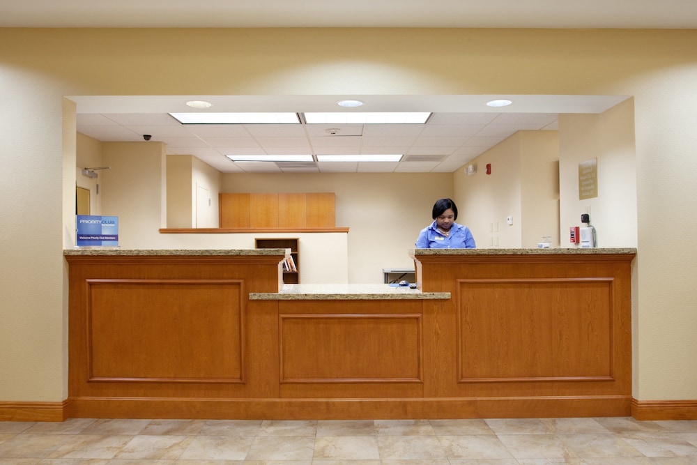 Candlewood Suites Slidell Northshore 8/27