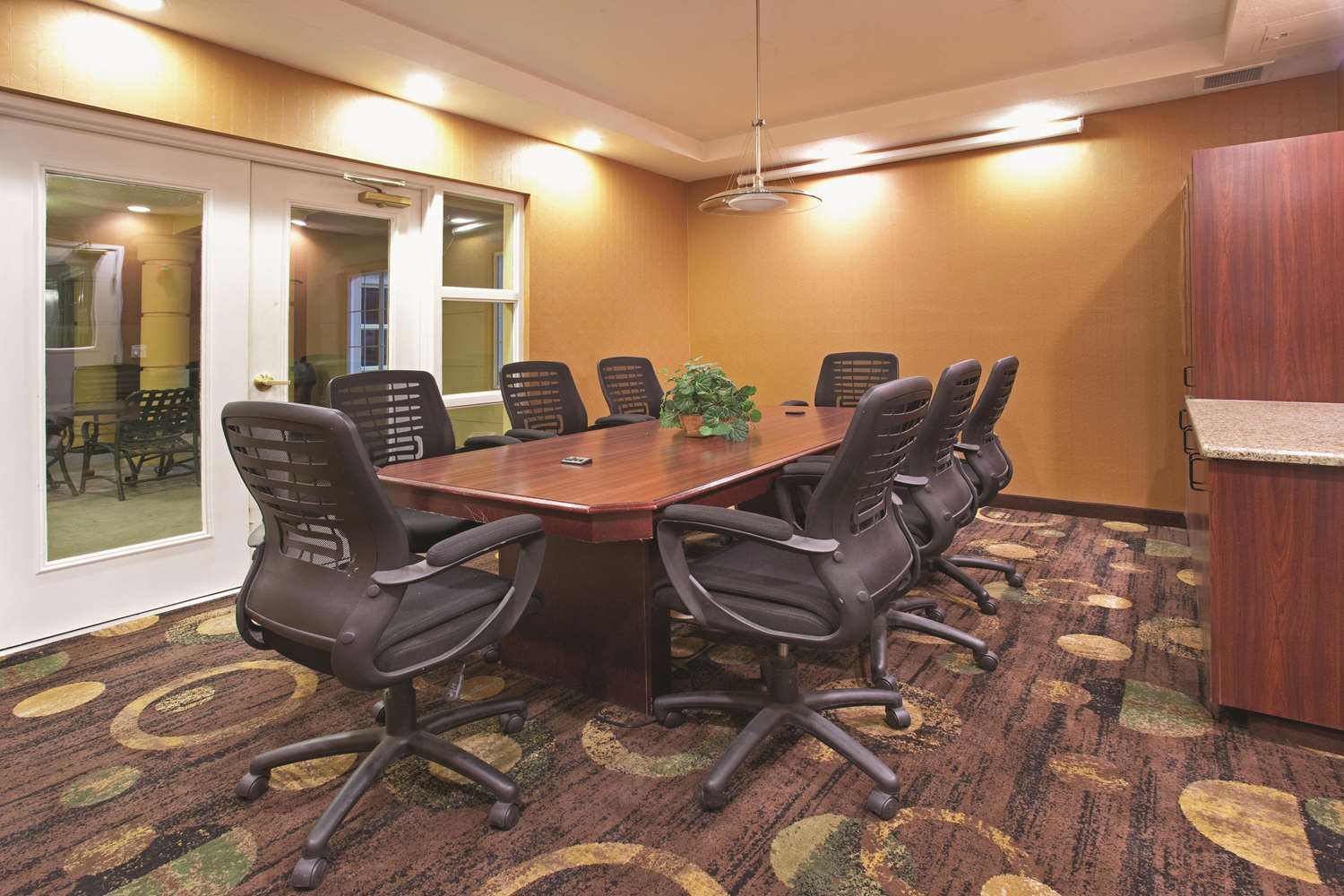 La Quinta Inn & Suites by Wyndham Albuquerque Midtown 43/57