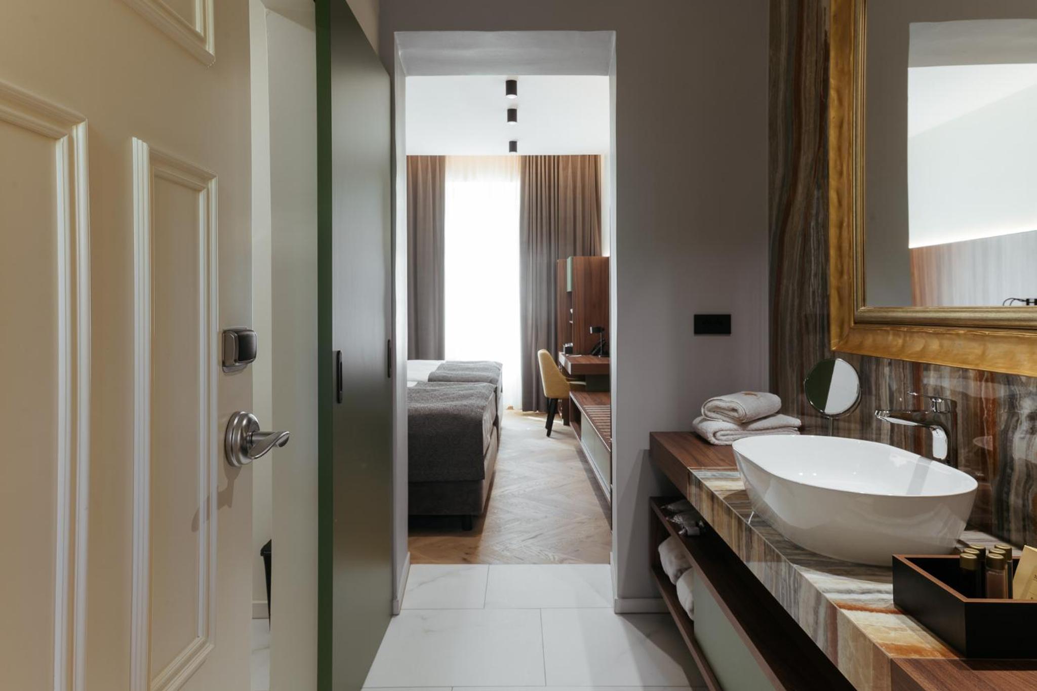 Superior, Twin Beds, HOTEL PARK - TERME DOBRNA 4/7