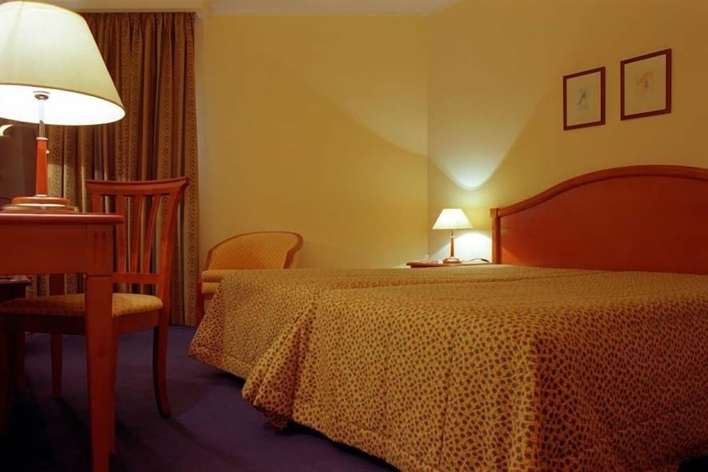 Hotel Central Parque 9/24