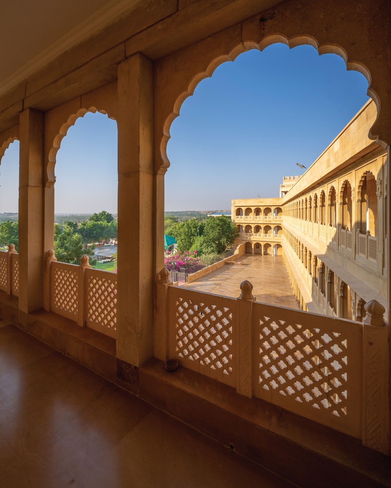 Rang Mahal 38/63