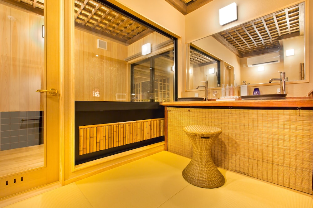 Hotel New Wakasa 10/74