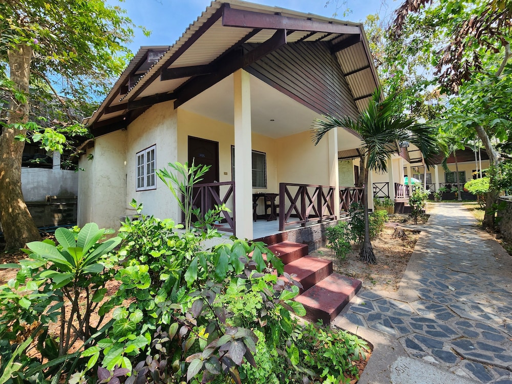 Pattaya Garden Resort 11/62