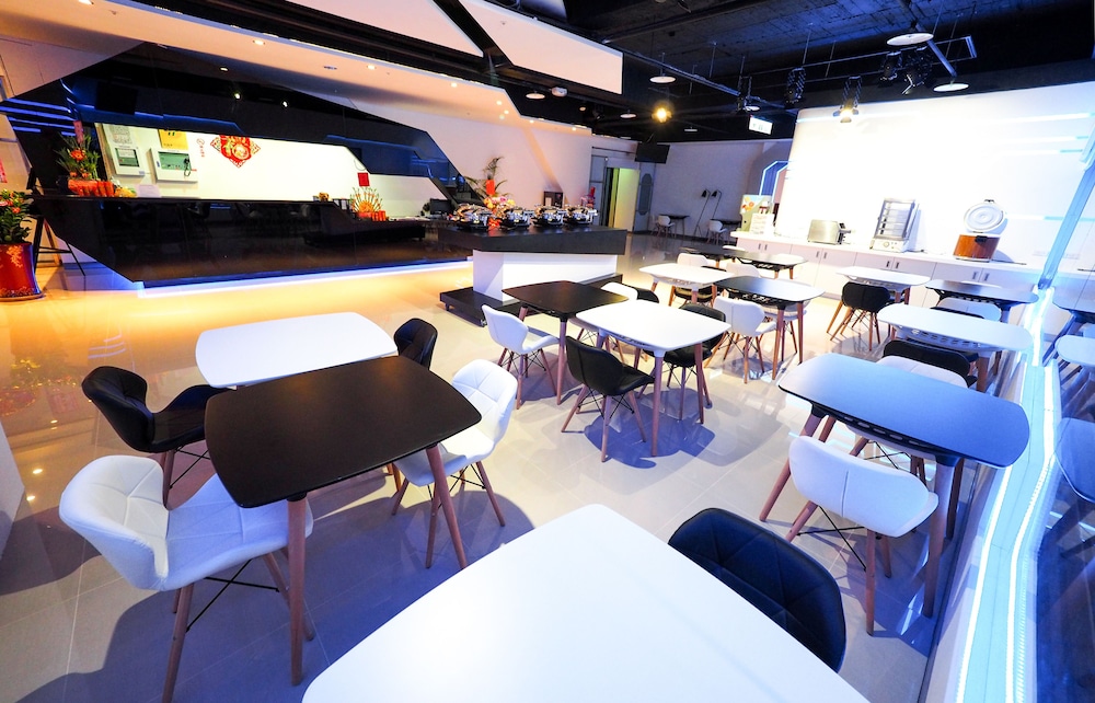 Galaxia Business Hotel 35/37