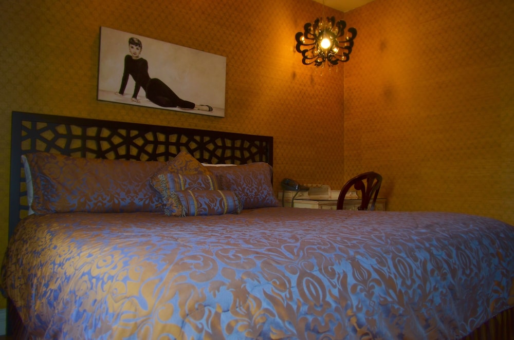 Hotel 1110 - Adults Only 9/75