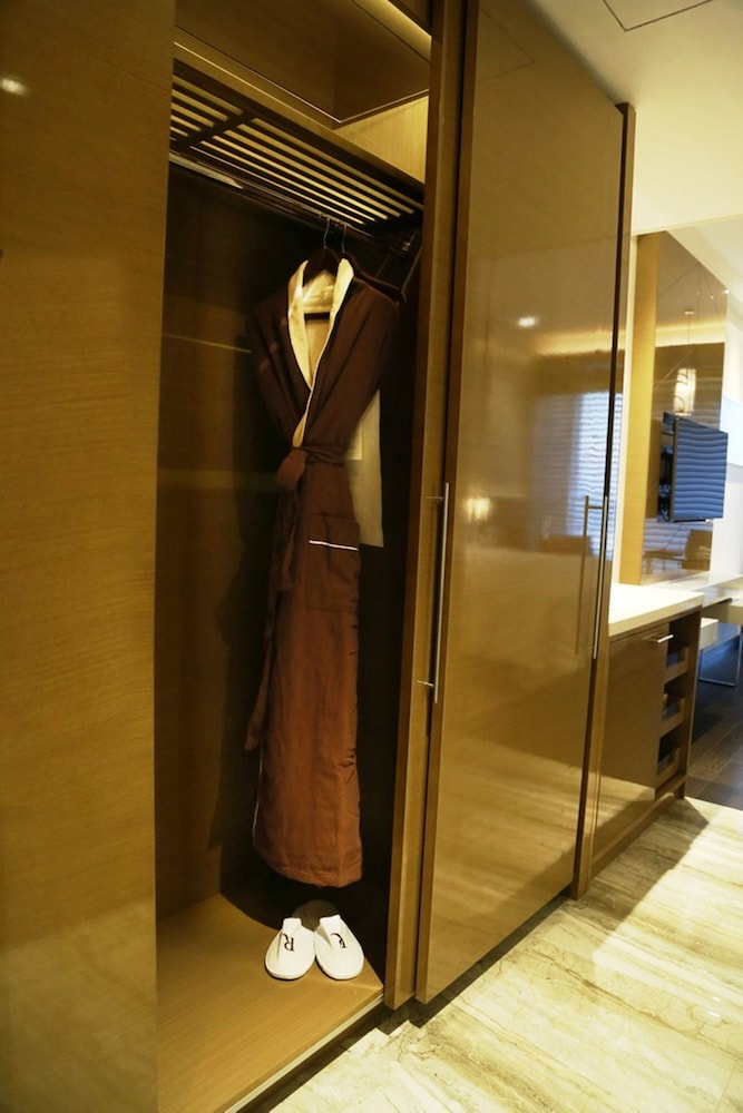 Renaissance Lucknow Hotel 24/65