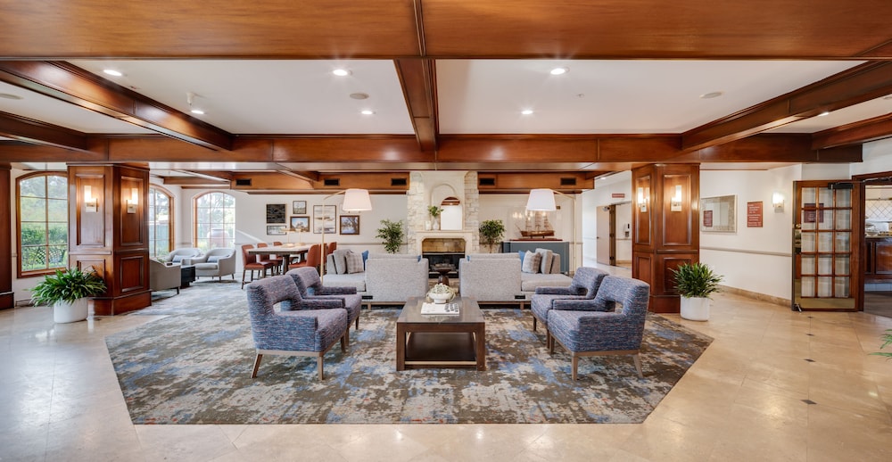 Ayres Suites Mission Viejo 37/49