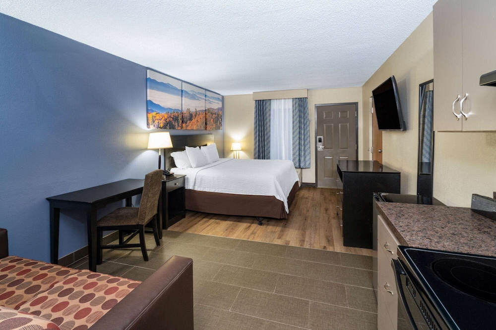Days Inn By Wyndham Clarksville North 29/63
