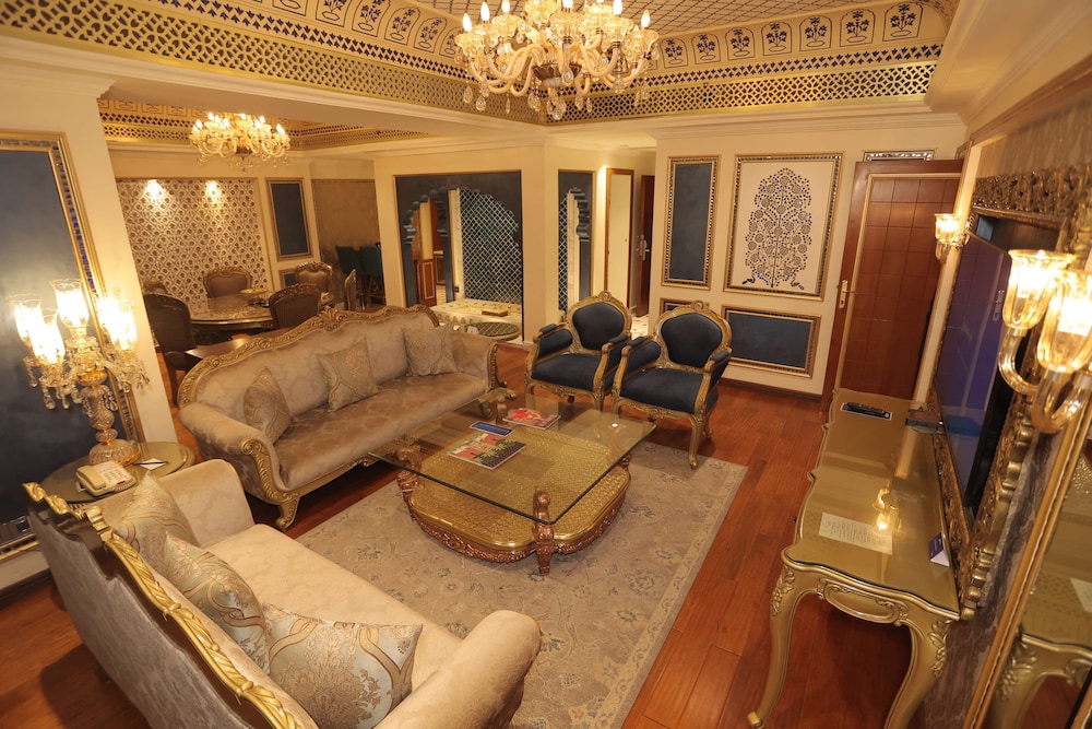 Radisson Blu Udaipur Palace Resort And Spa 40/74