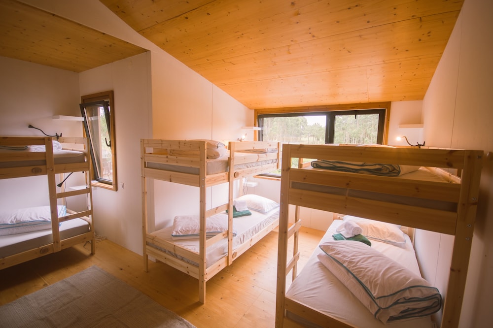 Bukubaki Eco Surf Resort 17/50