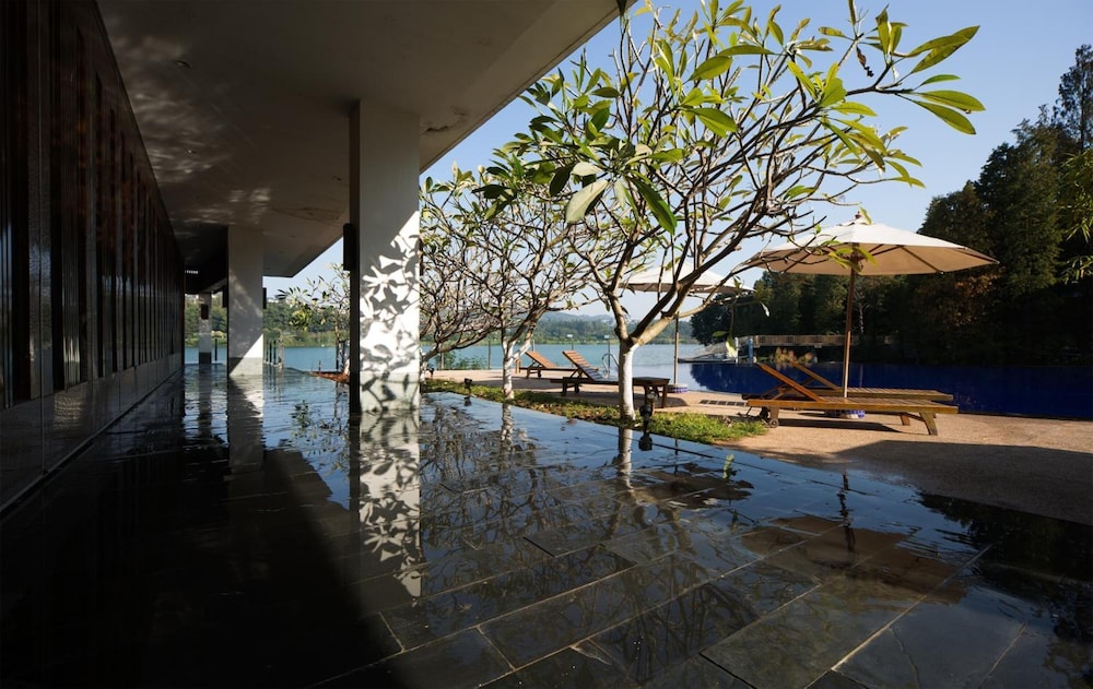 Baiyun Lakeside Hotel 20/50