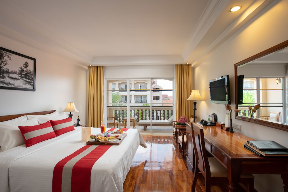 CONNECTING, PREMIUM, DELUXE, FAMILY, BALCONY