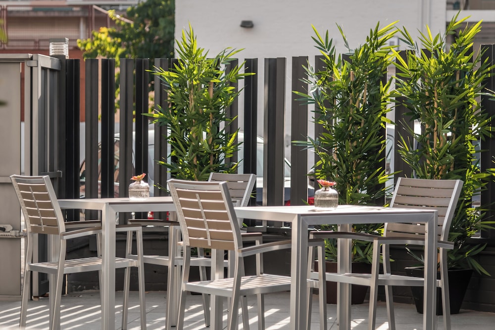 Aerohotel Barcelona Airport 24h 25/32