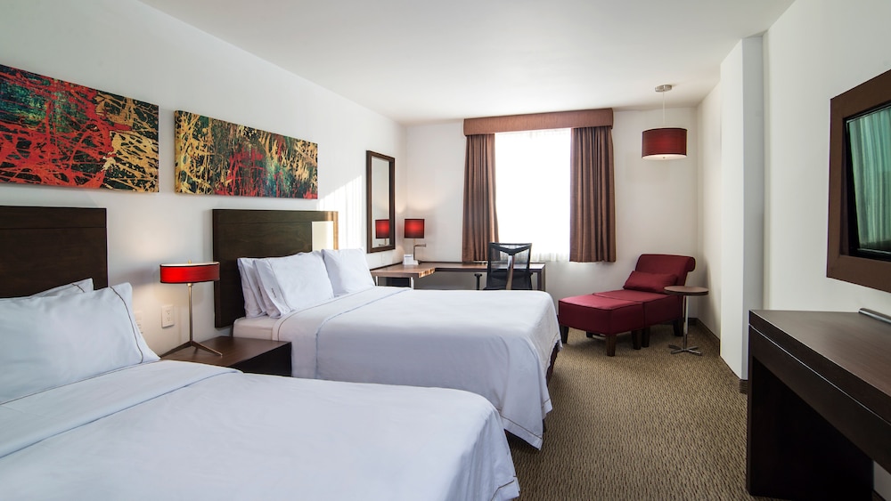 Holiday Inn Guadalajara Patria-Universidad 15/50