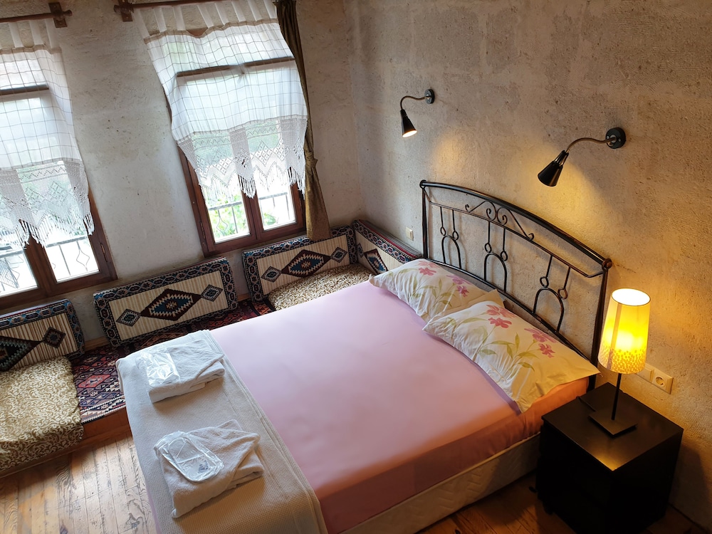 Karadut Cave Hotel 3/50