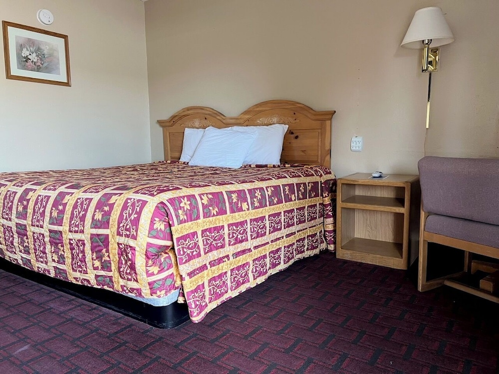 Economy Inn 19/45