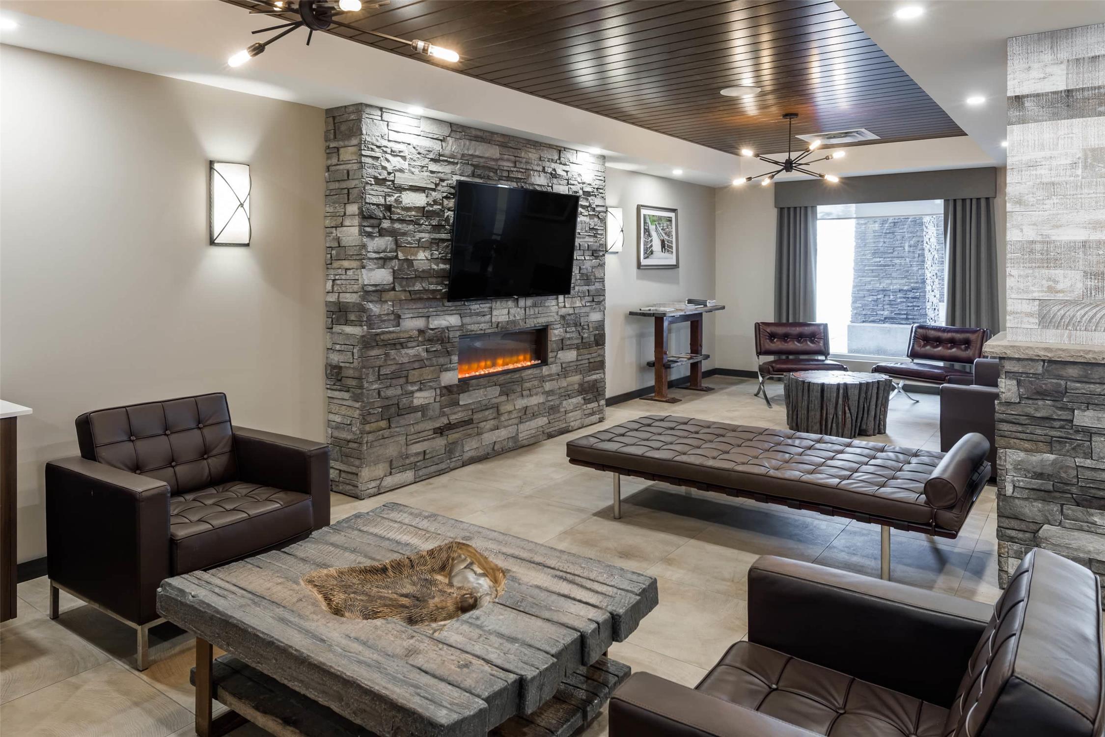 Ramada Revelstoke 28/36
