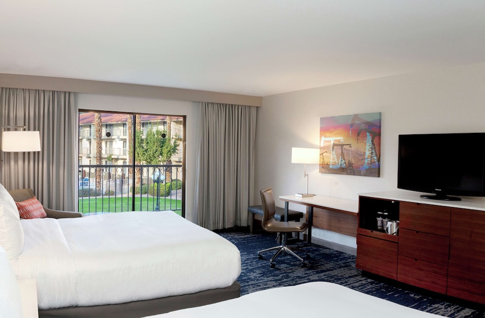 ROOM, 2 QUEEN BEDS, ACCESSIBLE