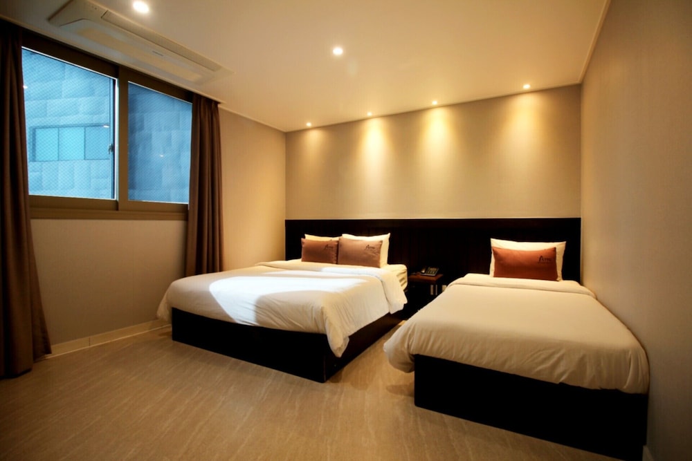 No.25 Hotel Nampo Daecheong 16/54