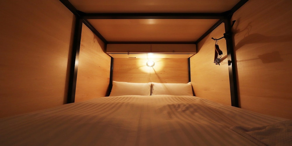 Kamon Hotel Namba 38/65
