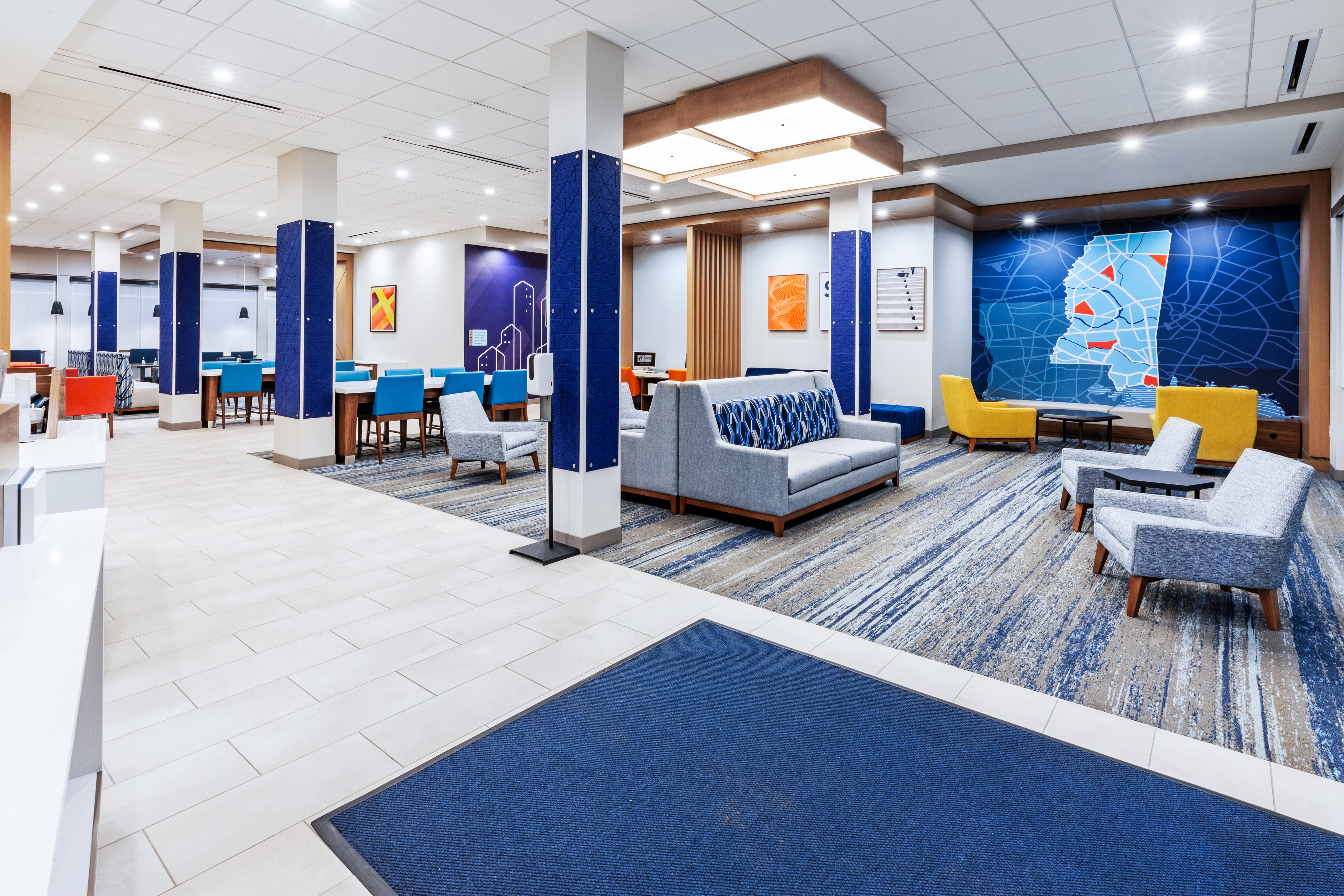Holiday Inn Express & Suites SENATOBIA I-55 40/54