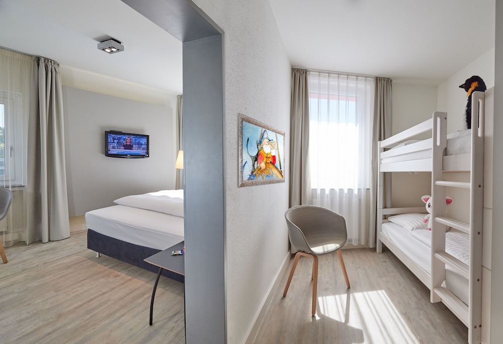 Hotel Amadeus 18/72