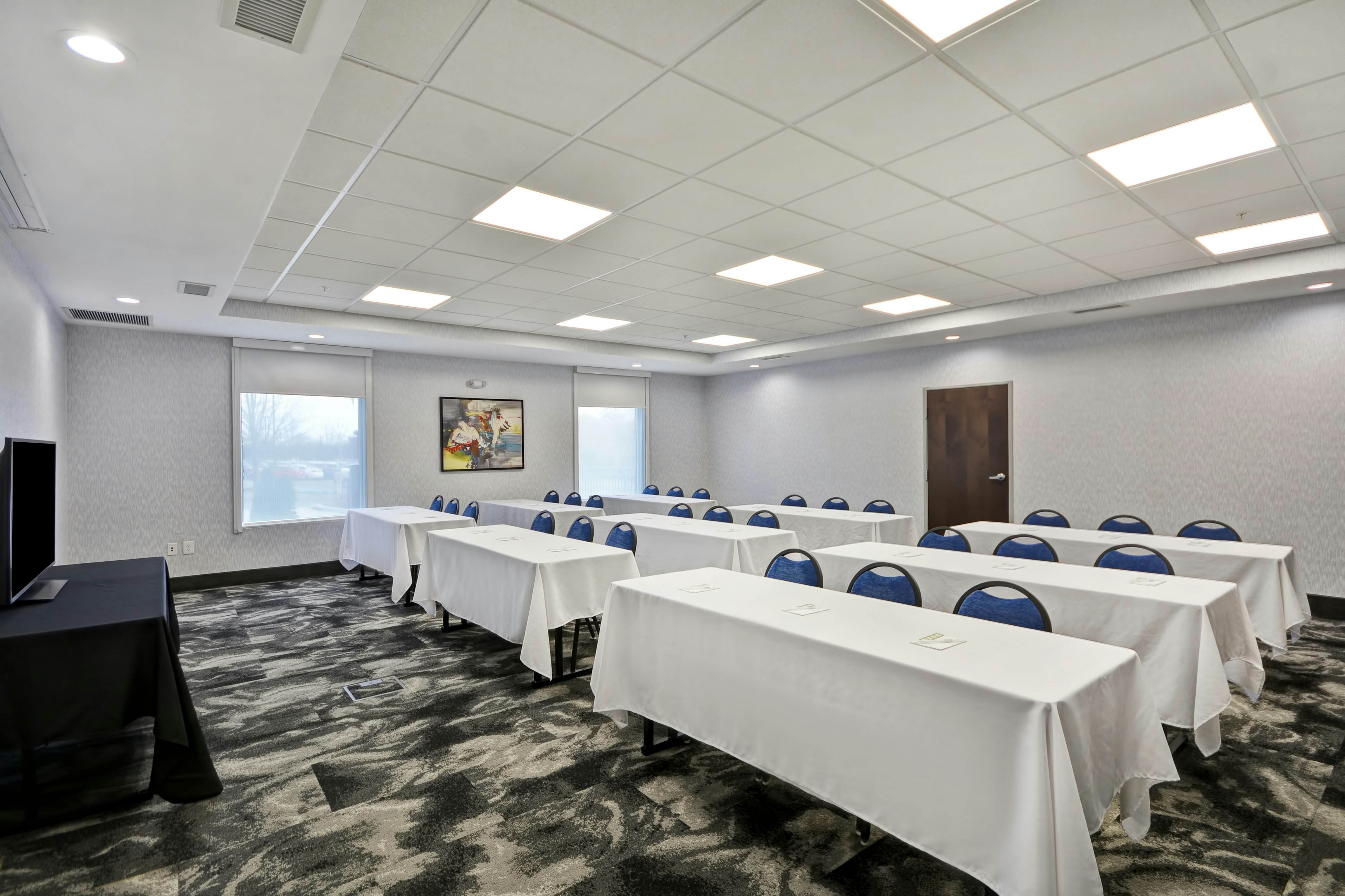 Home2 Suites By Hilton Grand Rapids North 21/25