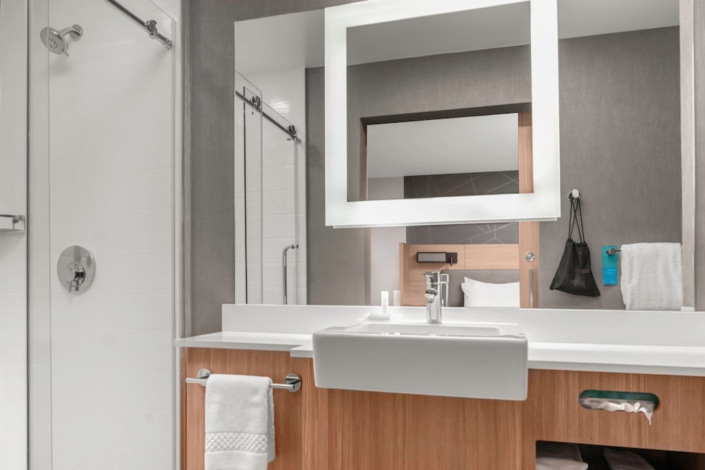 SpringHill Suites by Marriott Raleigh Apex 28/28