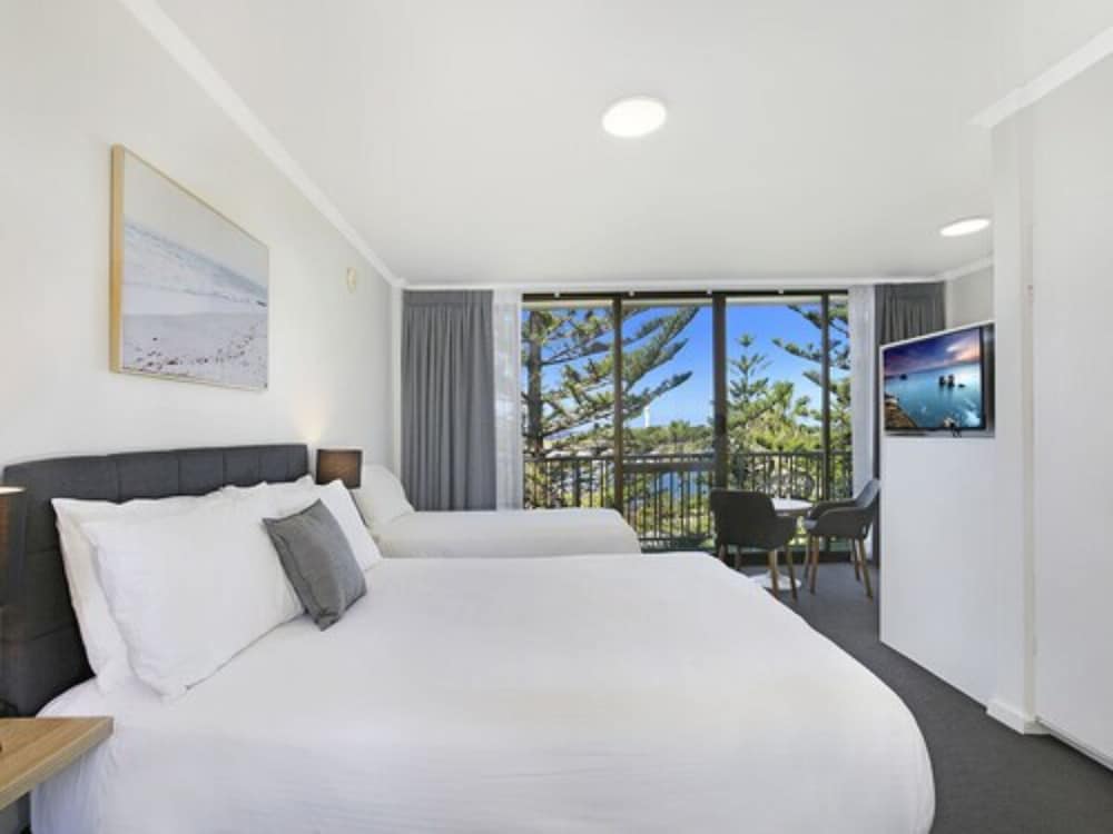 ROOM, TRIPLE, OCEAN VIEW