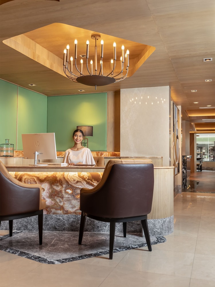 Court Wing Hotel Sukhumvit Bangkok 6/54