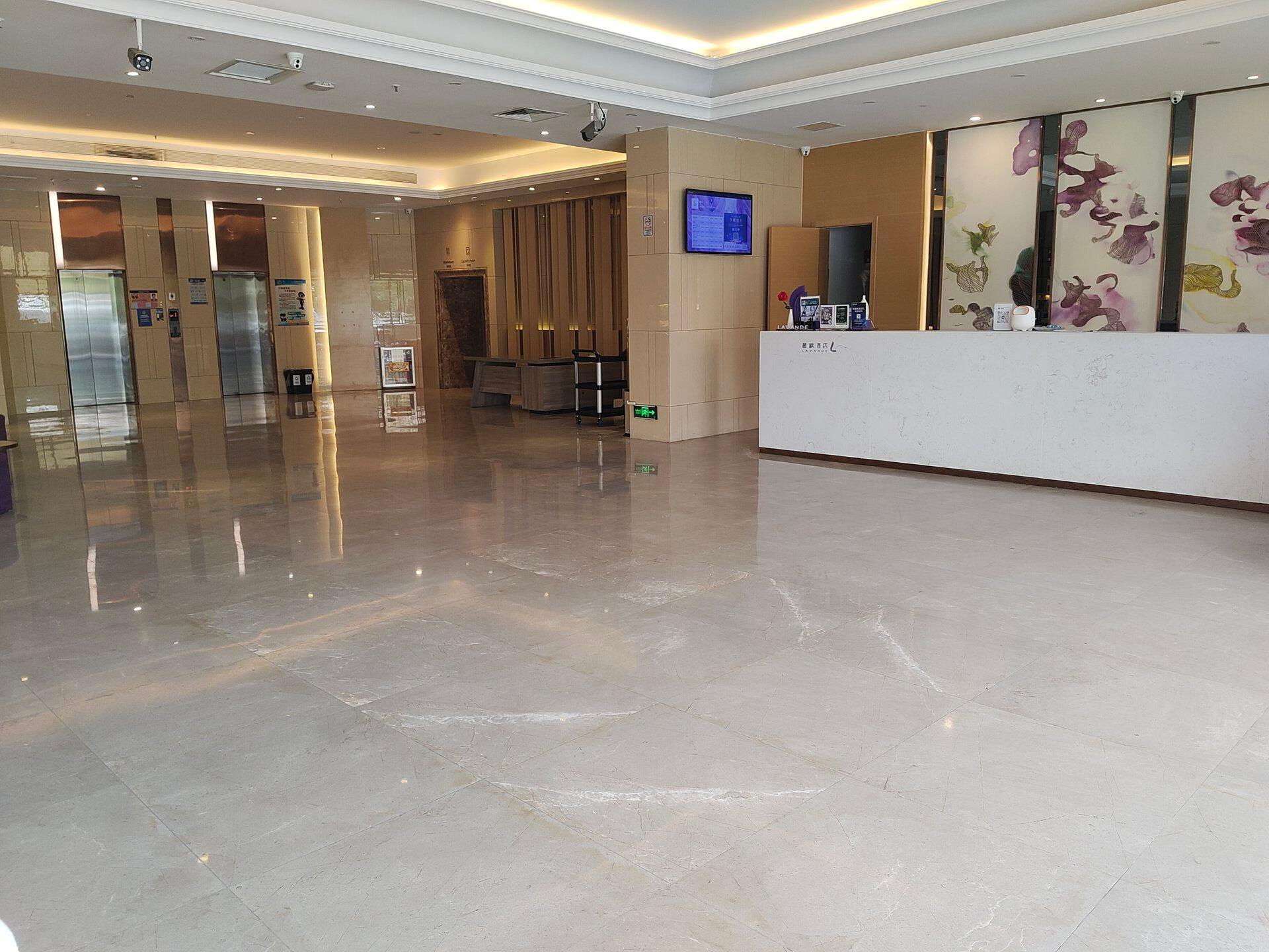 Lavande Hotel (Guangzhou Luoxi Xiajiao Metro Station) 8/31