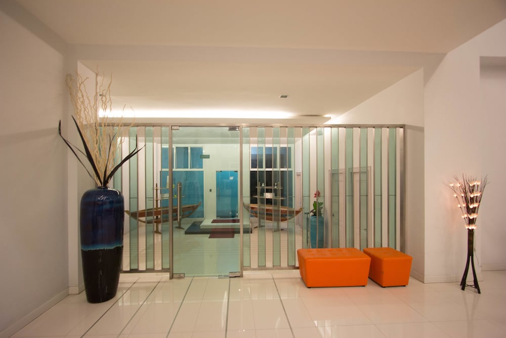 Primetime Hotel 7/20