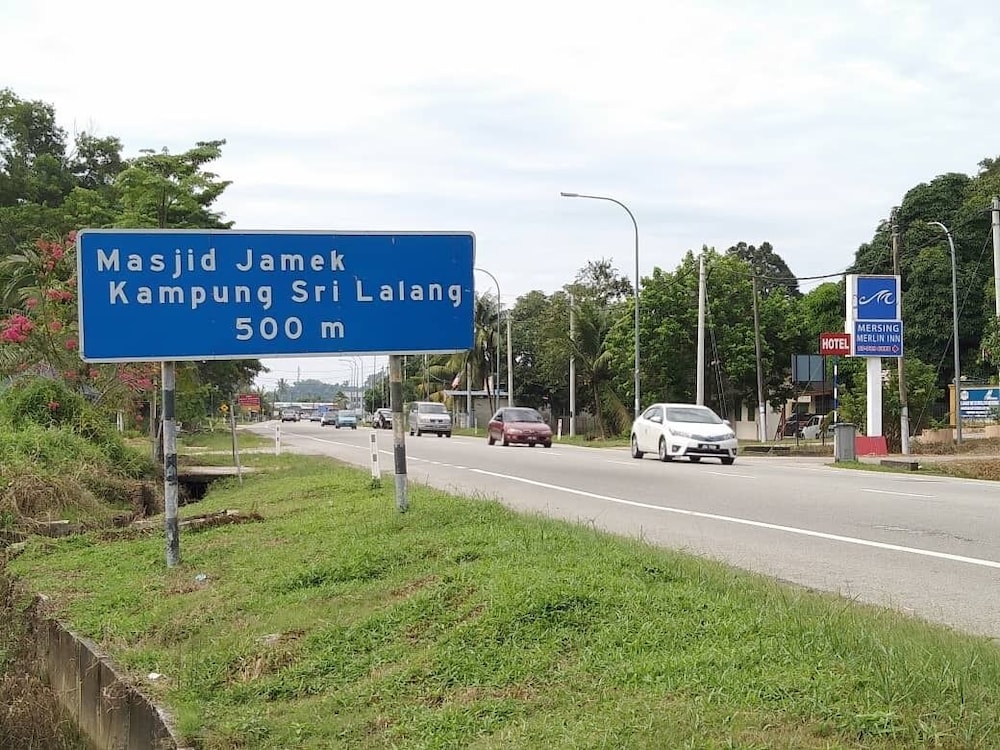 Mersing Merlin Inn 1/50