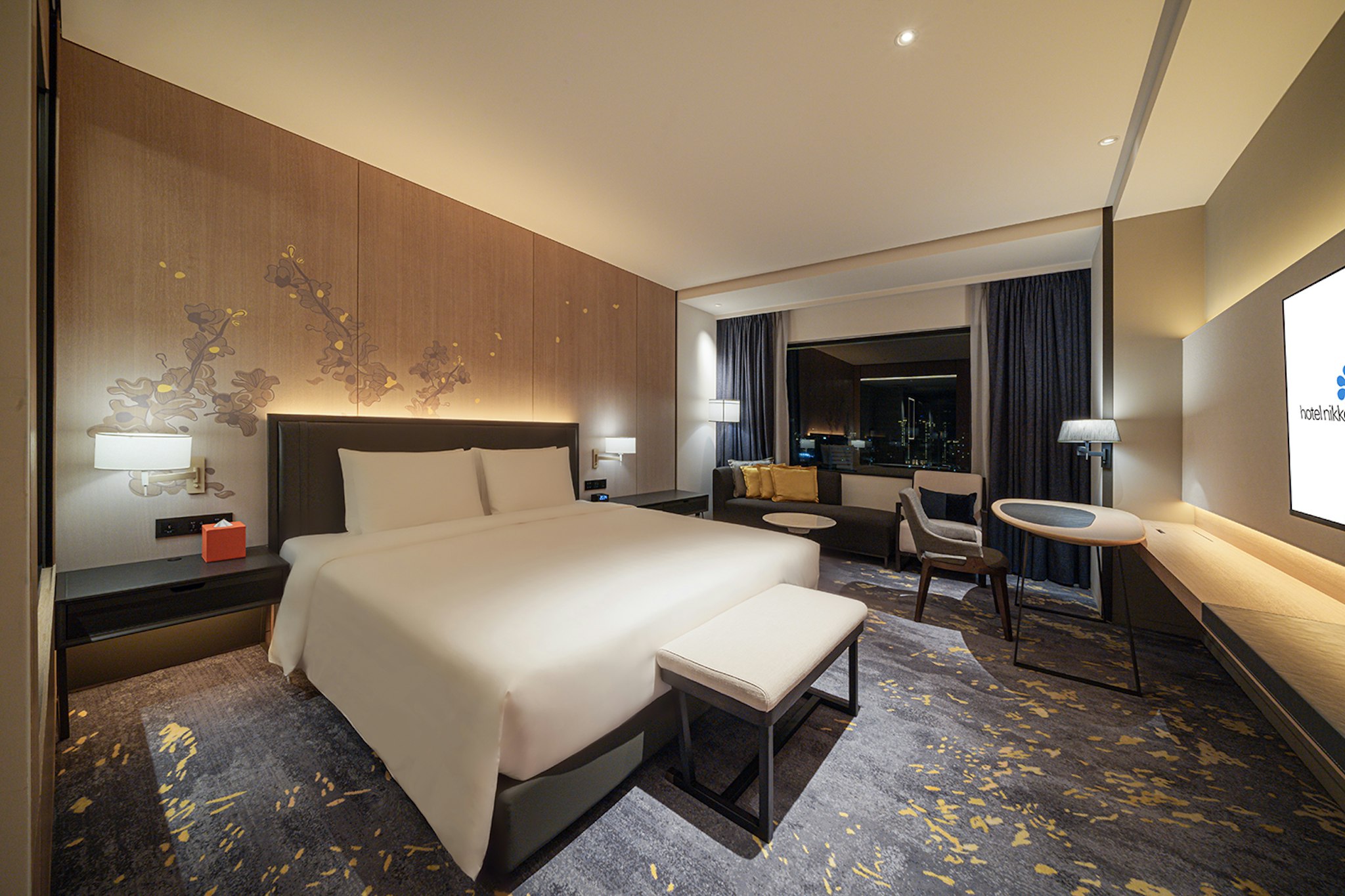 Nikko, Club, King Bed