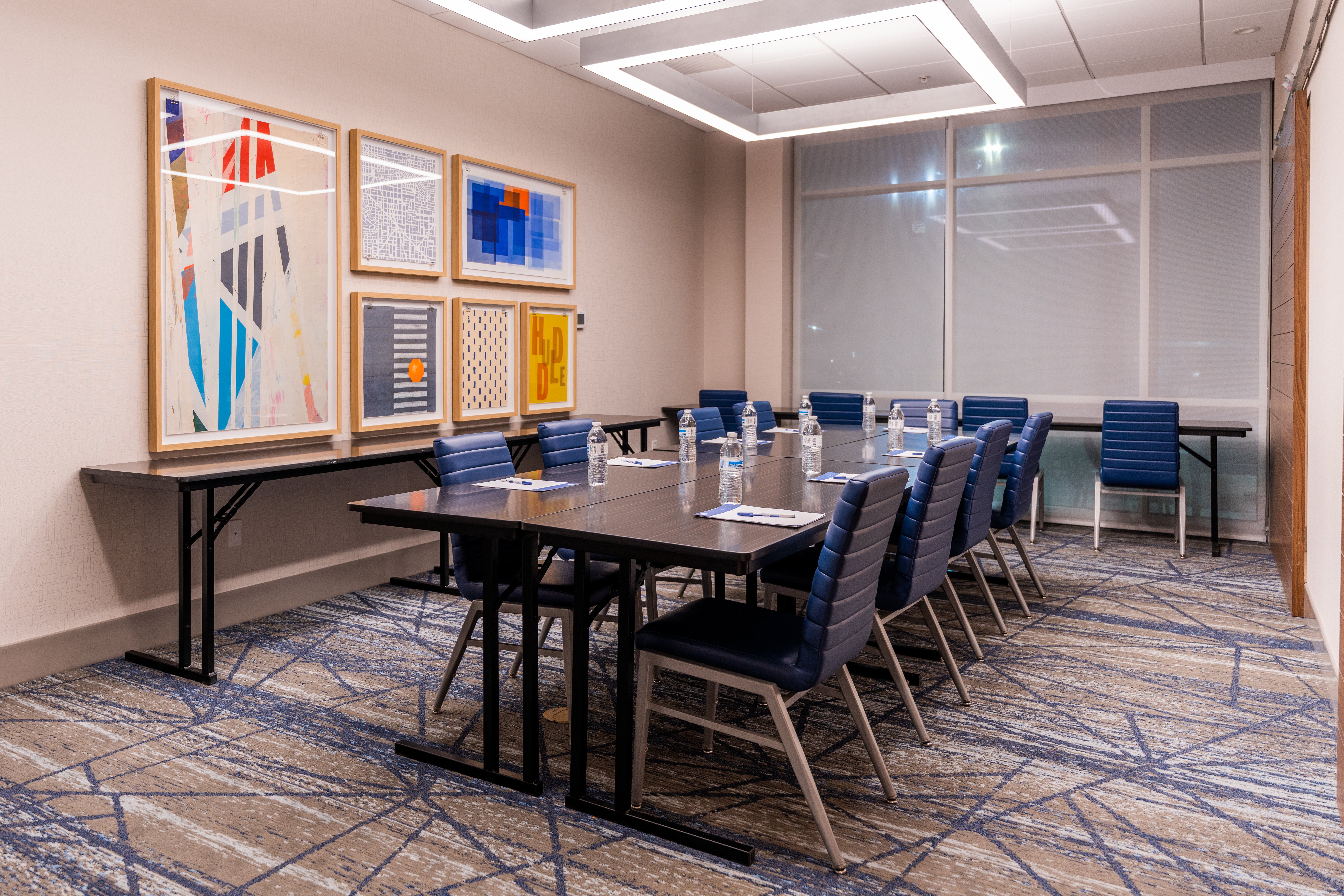 Holiday Inn Express & Suites Charlottesville - Monticello 58/65