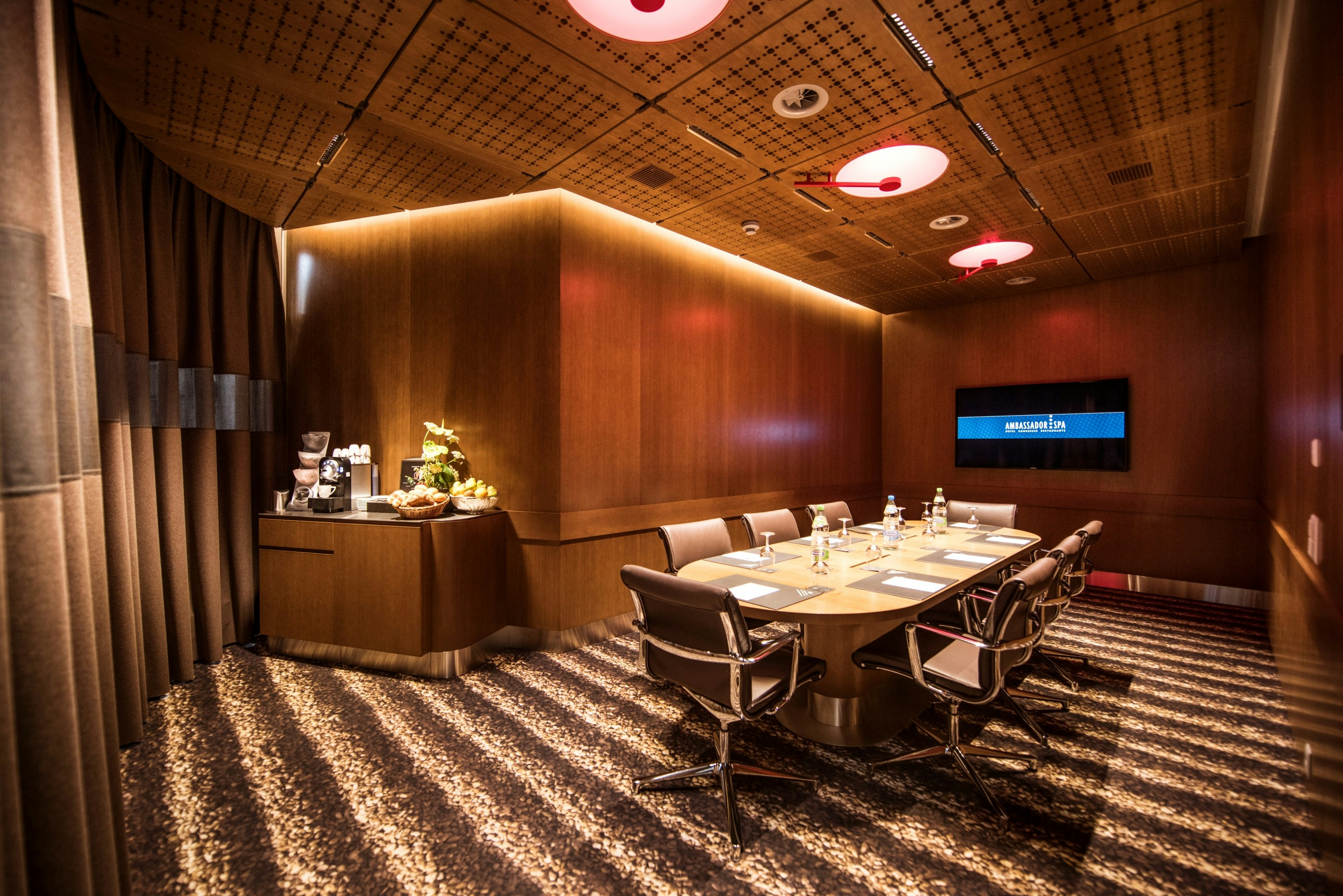Hotel Ambassador 22/24
