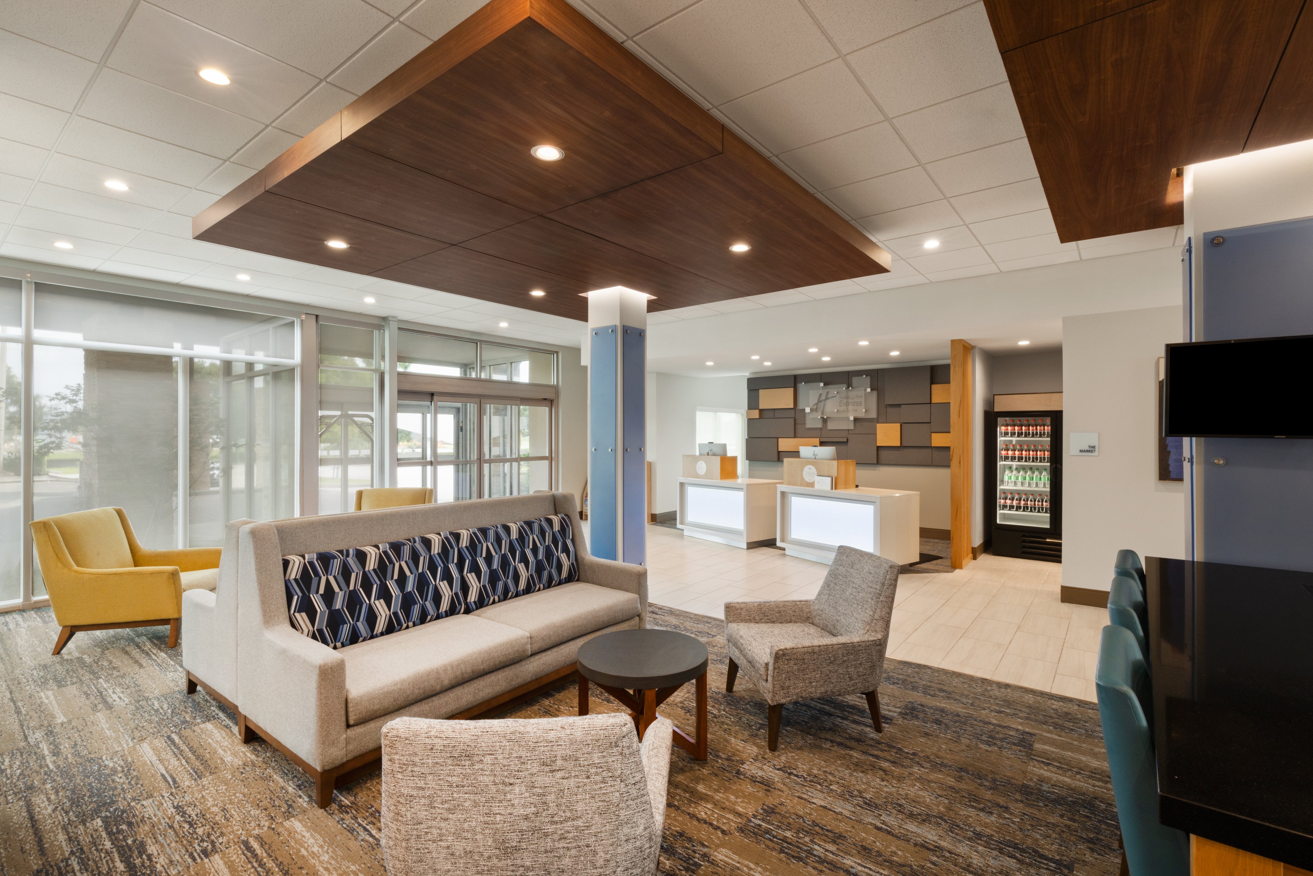 Holiday Inn Express Suites Chalmette New Orleans S 34/53