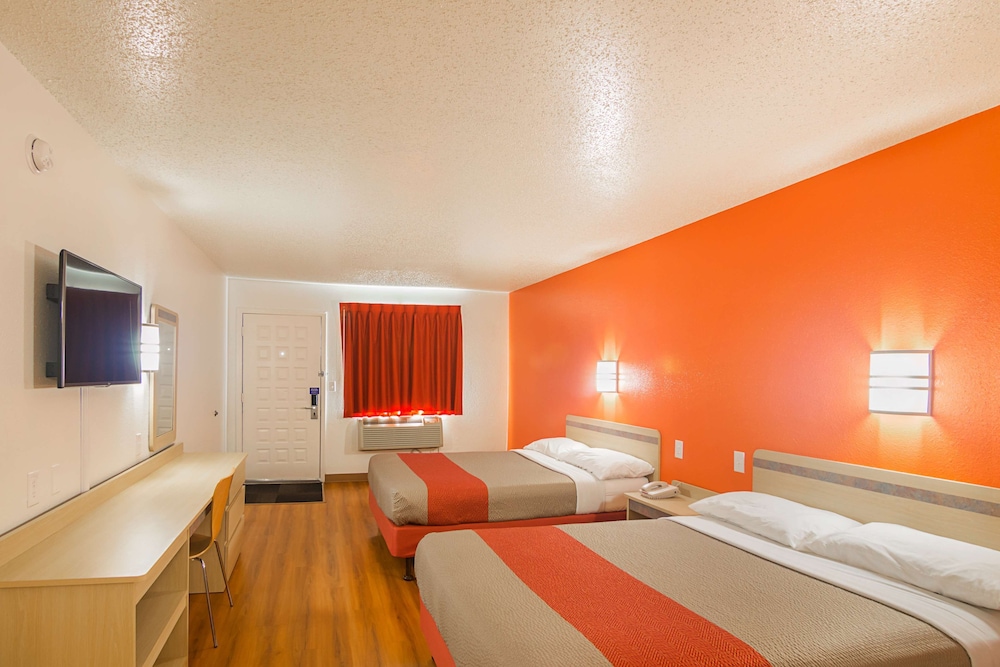 Motel6 Lawton, OK 15/46
