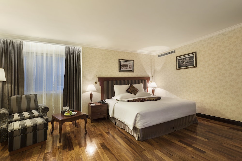 PREMIUM, KING BED